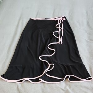 Elegant Black and Pink Ruffle Swim Skirt